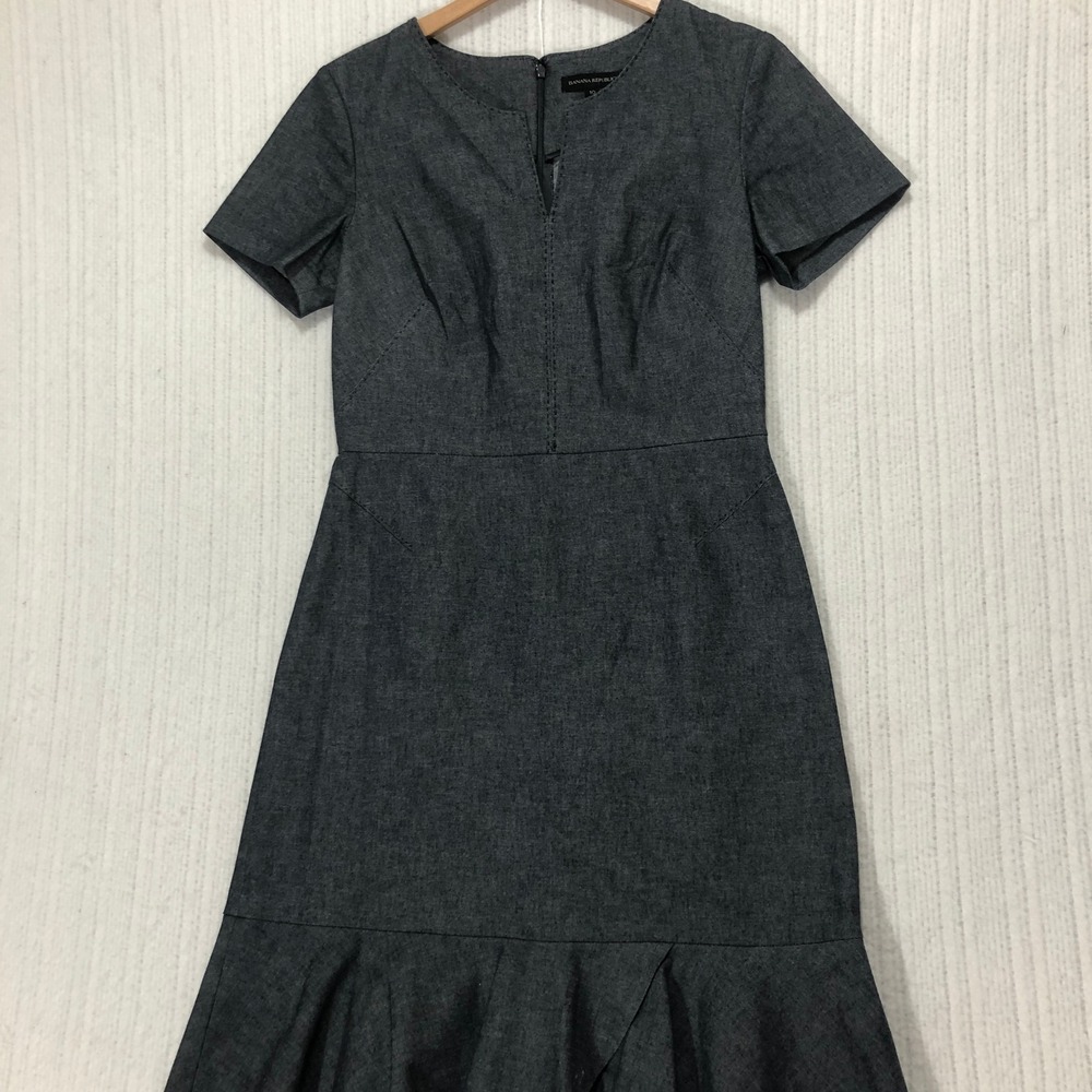 Banana Republic Denim Dress Ruffle Hem Short Sleeve Career Casual Size 10-